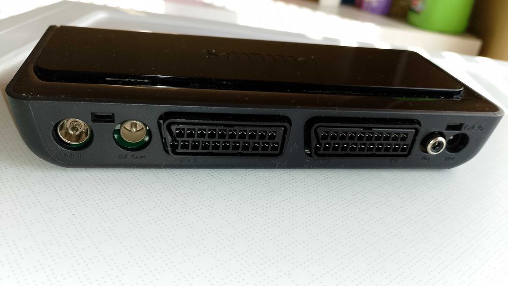 Приставка телевизионная Philips DTR220/05