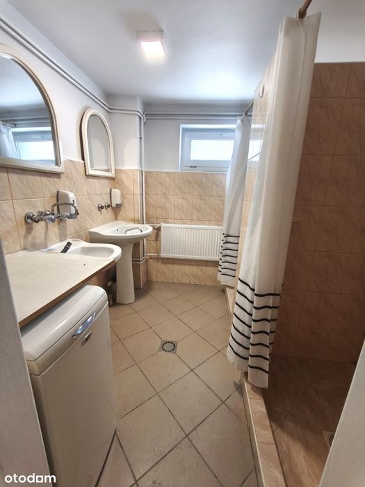 Budynek Inwestycyjny - Hotel Pracowniczy - Biura/Gabinety/Dom - Glincz