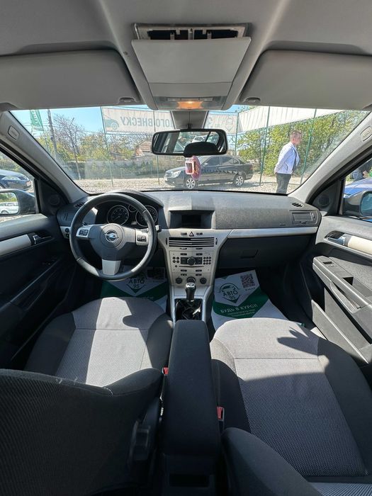 Продам Opel Astra 2008 рік можлива розстрочка,кредит,обмін!