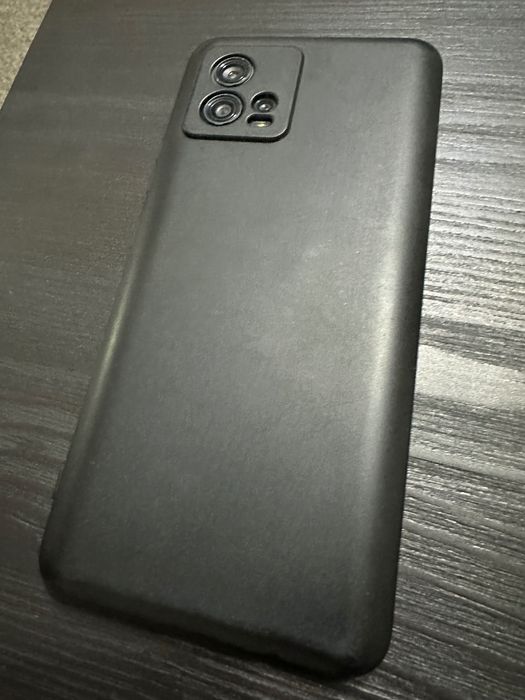 Smartfon Motorola g72 telefon, etui, ładowarka