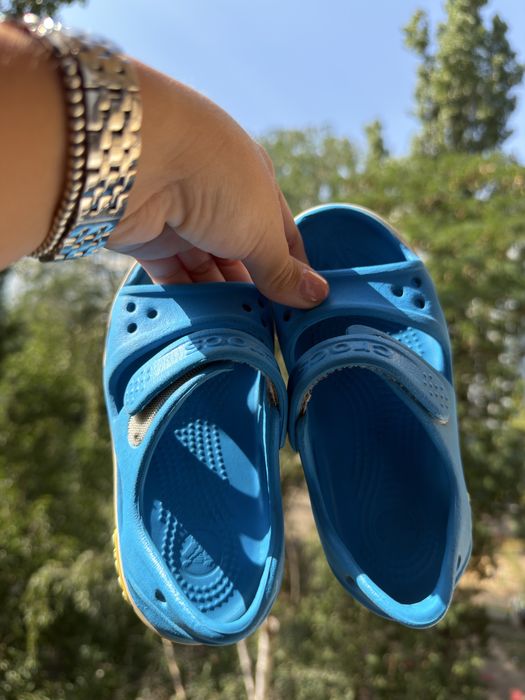 Босоніжки для хлопчика crocs с10