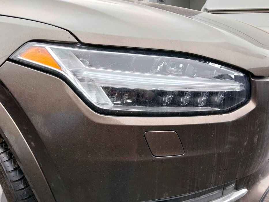 Фара права Volvo XC90 2016