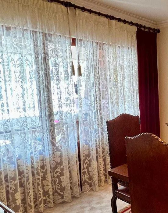 Sanefas e cortinados - Vários conjuntos prontos a instalar