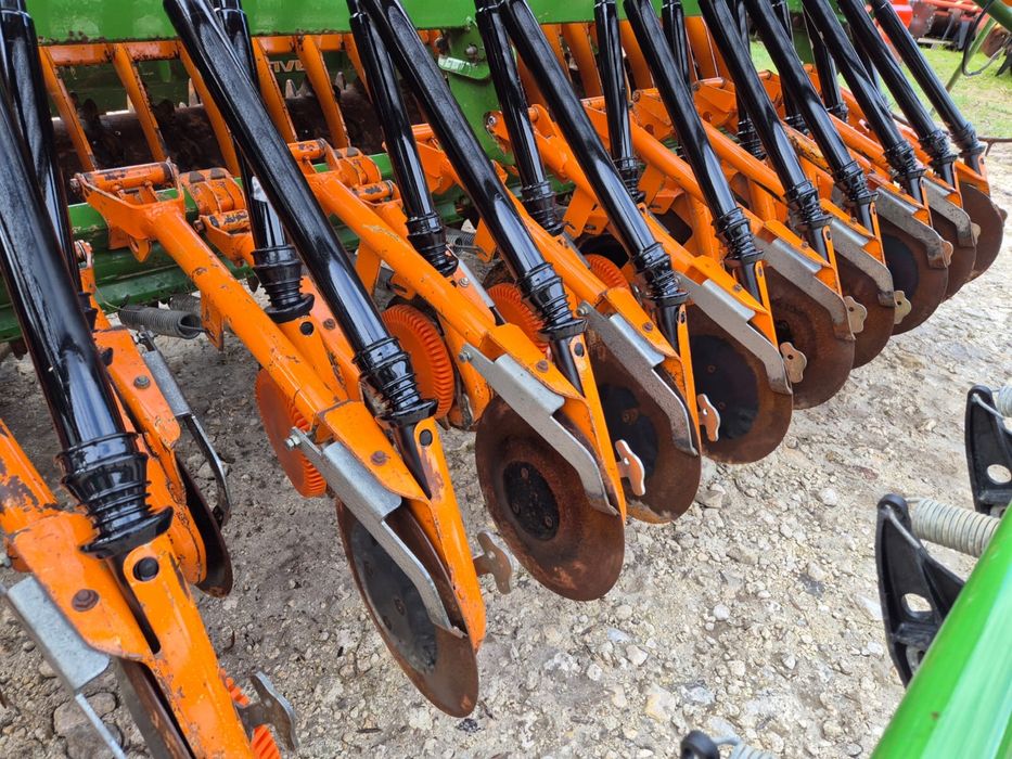 Amazone Ad303 Super TALERZOWY Ke302 3m Zestaw uprawowo siewny Agregat