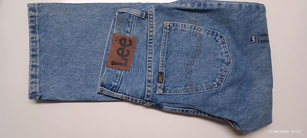 Lee warengler e Levi's w30 número 40