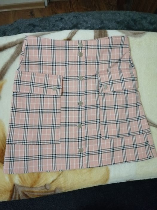 Spódniczka w paski krótka