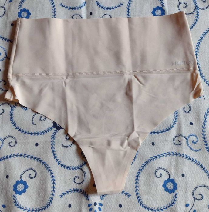 Утягуючі стрінги бежеві та чорні, безшовні