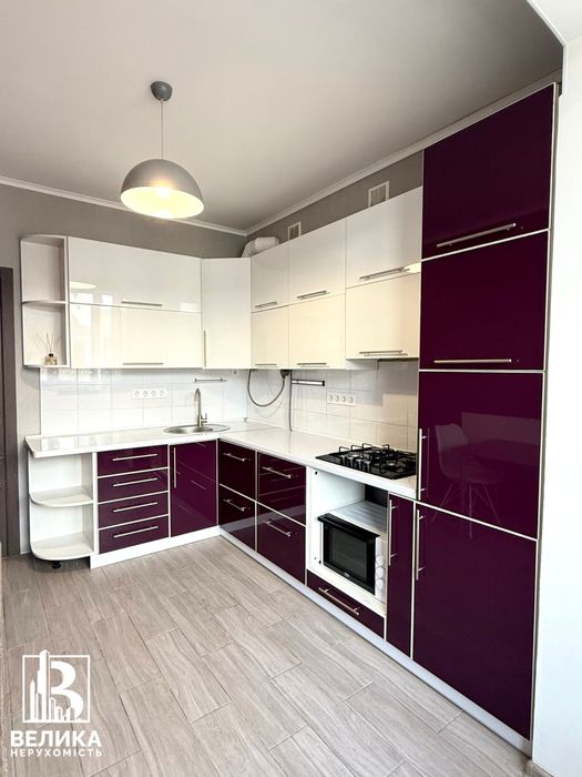 Продаж квартири ГАЗ ЖК Молодіжне Містечко Крюківщина Київ 4км Вишневе