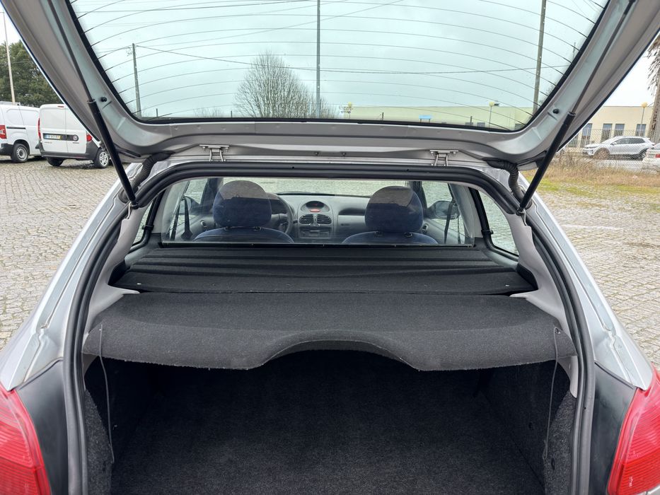 100 mil kms 206 comoletamente nova