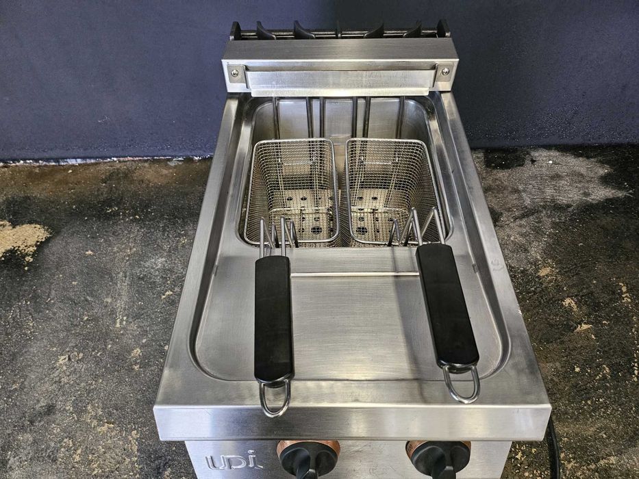 Fritadeira elétrica 18 litros