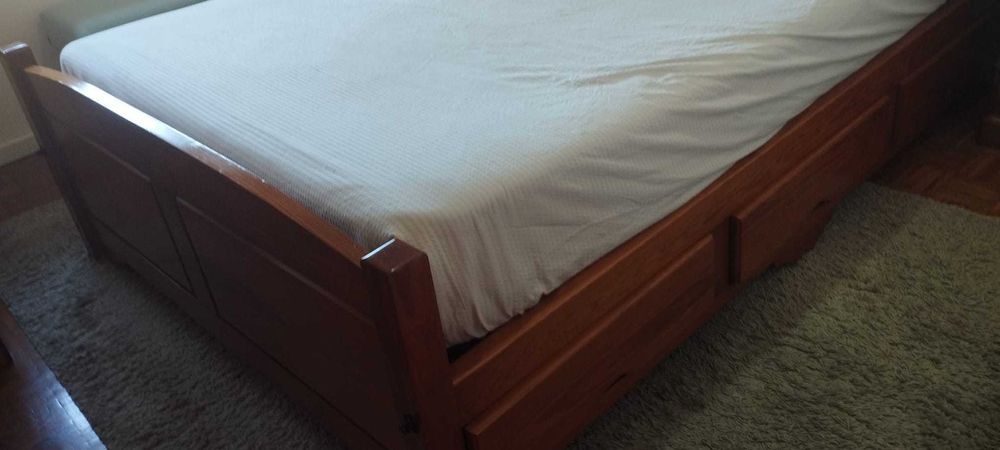 Mobilia de quarto de casal