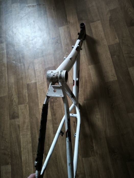 Рама18AL Comanche Ontario fly26