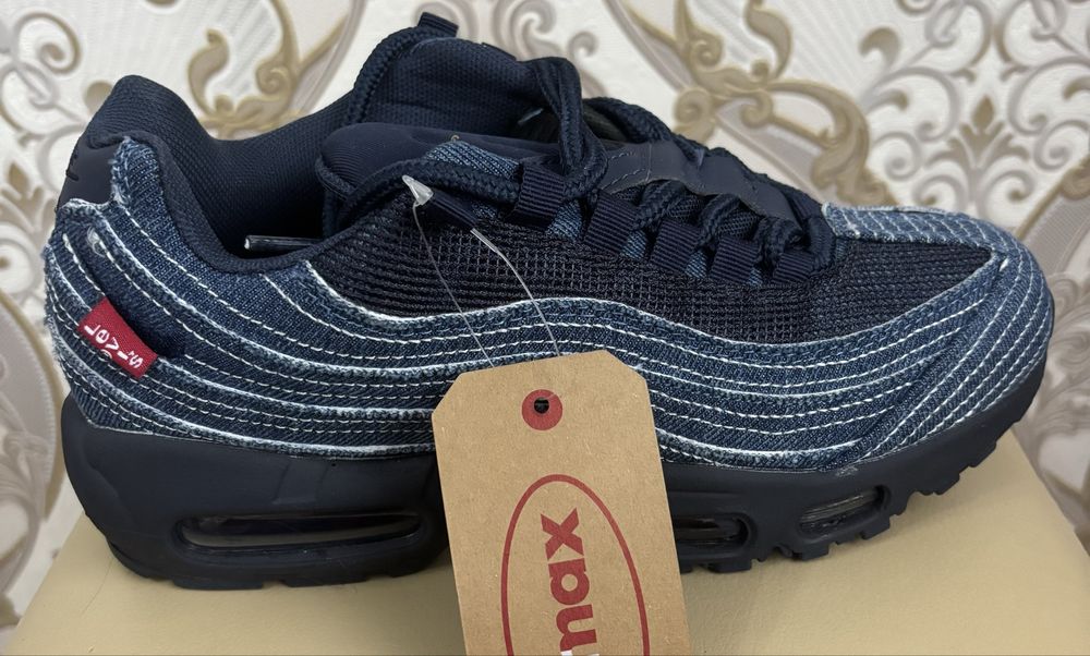 Nike Air Max 95 x Levi’s Blue