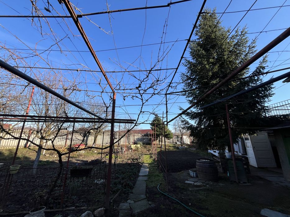 Продам будинок 67 м2 приват ділянка 9 сот Берегово вул Арань Яноша 145