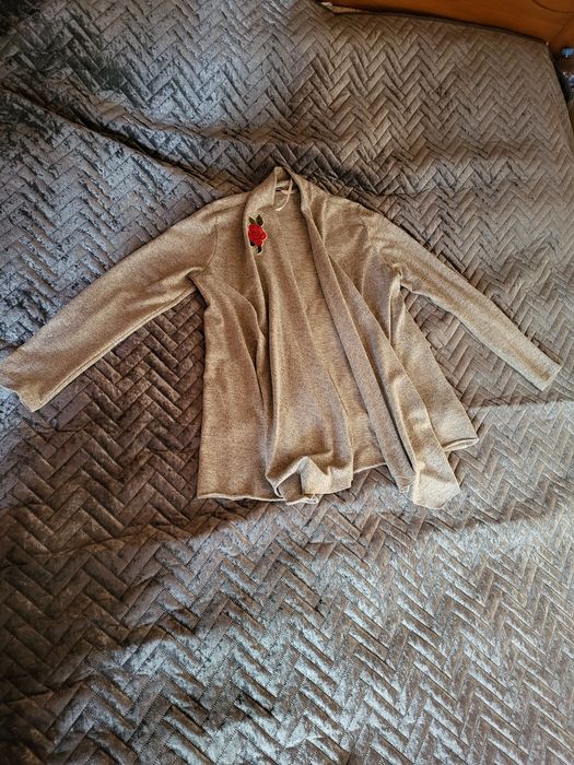 Kardigan z naprasowanką