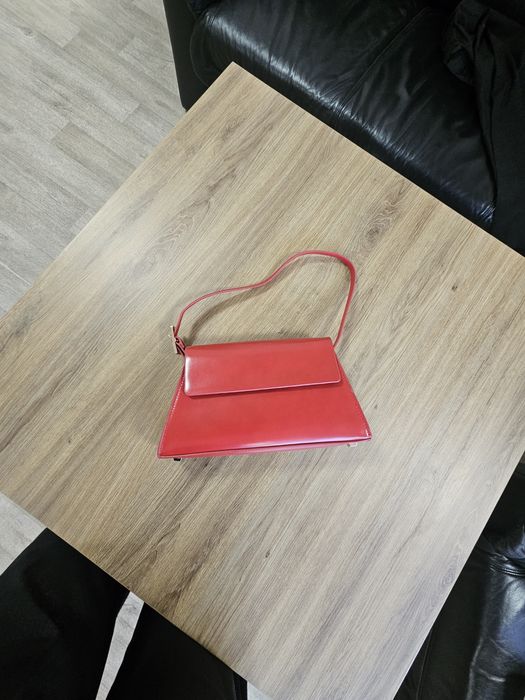 Czerwona torebka H&M