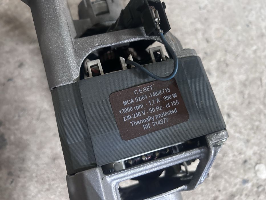 Двигун Мотор до пральної машини Electrolux  70721329