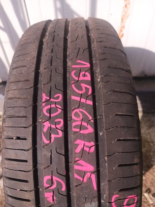 Opona  196/60R15 Continental