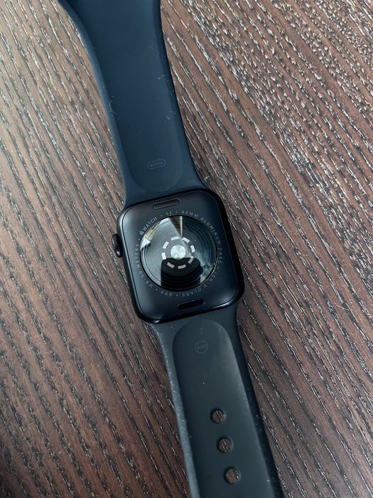 Apple Watch SE 2 2024