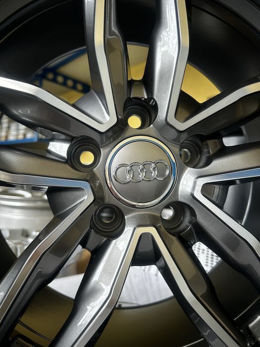 Felgi aluminiowe Audi 17 cali A3 A4 A5 A6 Q3