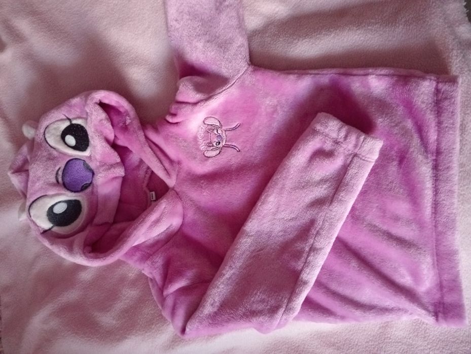 Ciepła bluza z kapturem 3 lata