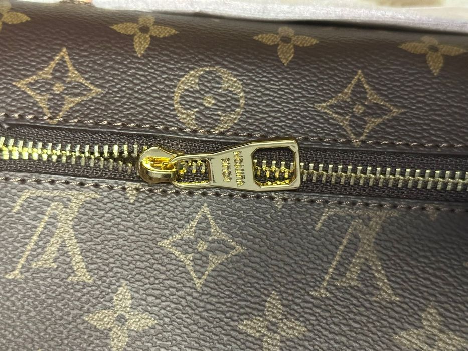 Mala Louis Vuitton Nova