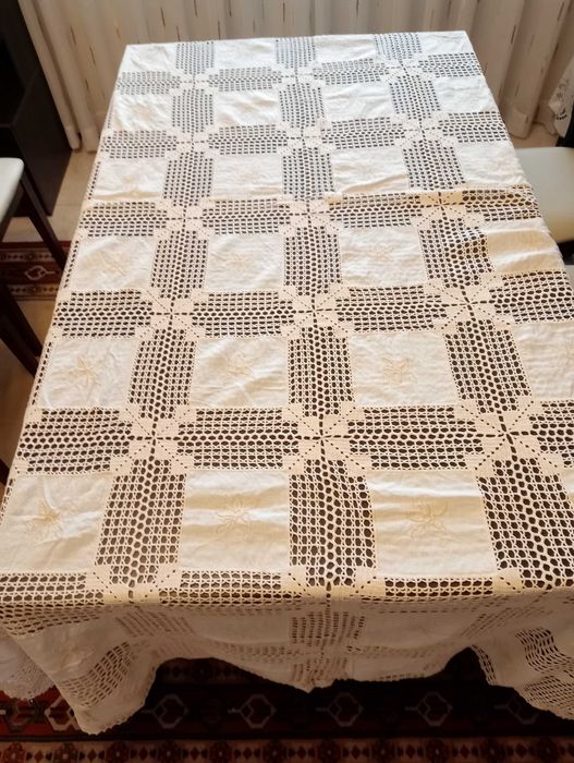 Toalha de mesa em croché