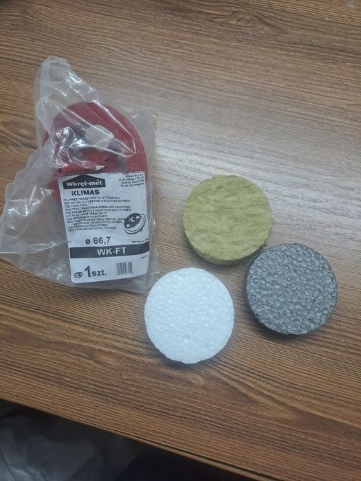 Продаж заглушок з пінопласту і вати