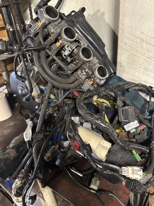 Продам двігатєль на Хонду CBR 600