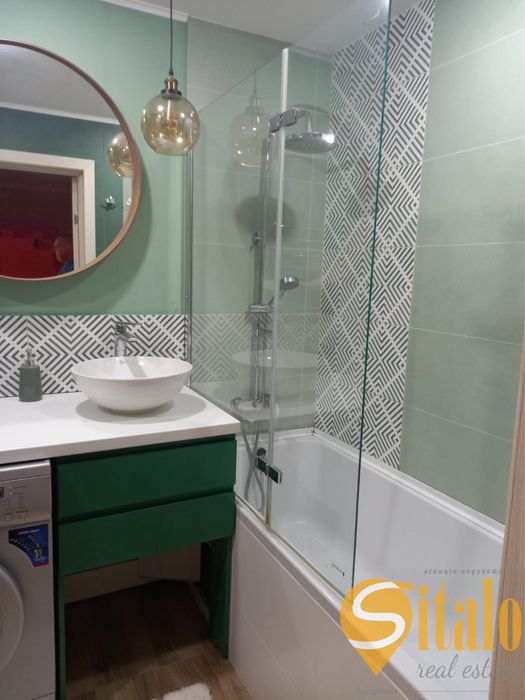 Двокімнатна на Південному з ремонтом. (020)