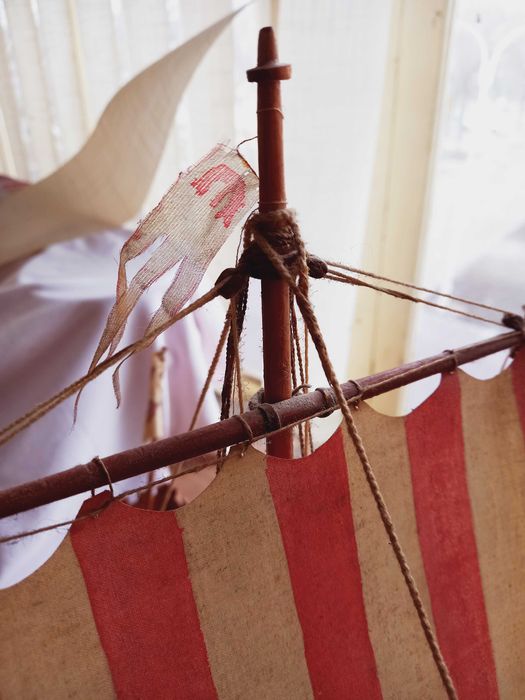 Парусник сборный дерево