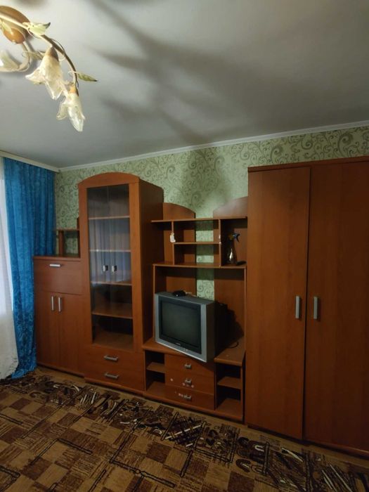 Продам кімнати в гуртожитку Київська (8340)