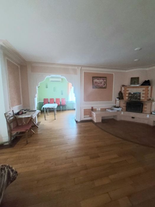 Сучасний будинок в Константинівке