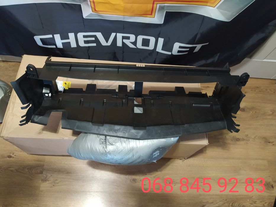 Chevrolet BOLT EV EUV жалюзі, дефлектор радіатора в НАЯВНОСТІ Malibu