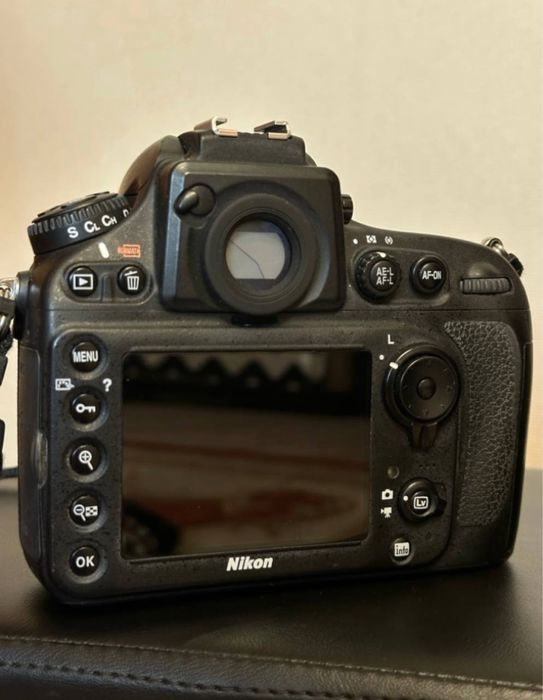 Nikon D800 - професійна дзеркальна камера