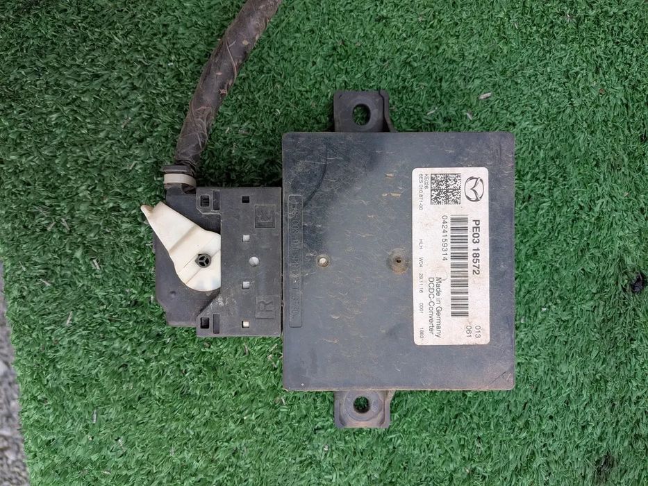 Mazda 2 3 BM 6 GJ CX-3 CX-5 2.2D 2.0 2.5 benzyna modul konwerter sterownik napiecia PE03-18572 PE03 18572