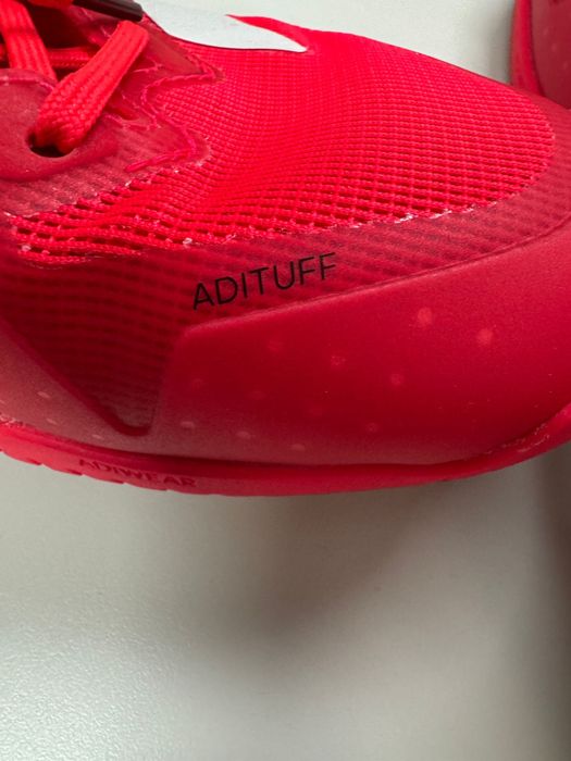 Adidas Ténis numero 43