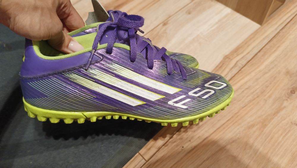 Adidas turfy f50