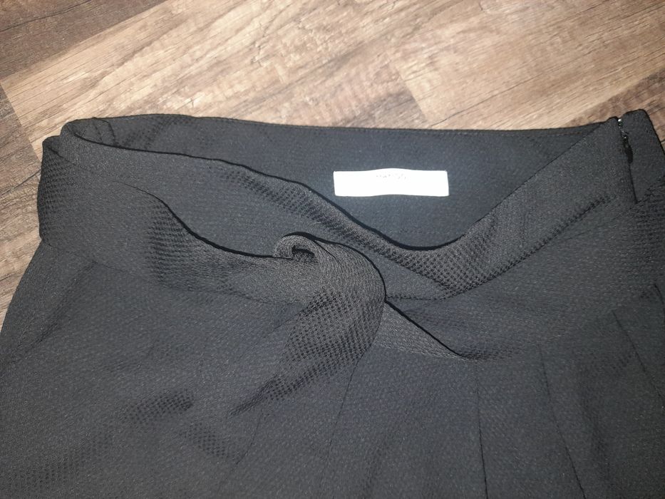 Spodnie damskie Cara Lotti 36 (S) lub spodnie damskie Mango 36 (S)