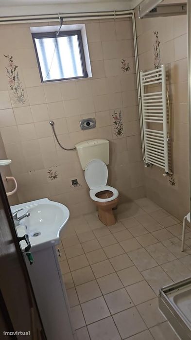 Quarto - localizado em Coimbra
