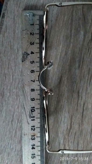 Очки солнцезащитные