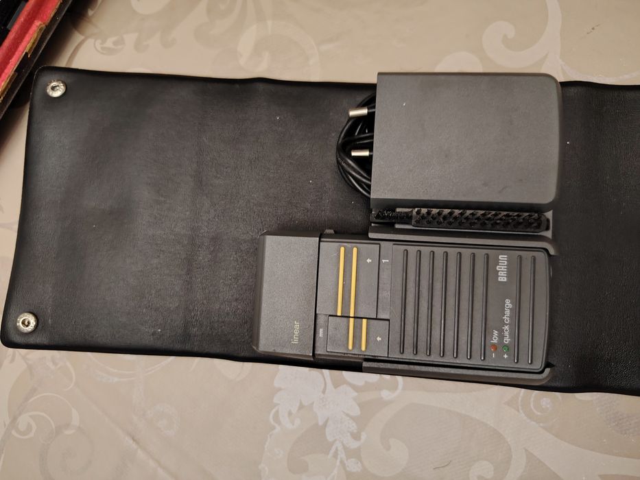 Máquina de barbear antiga - Braun Linear 276
