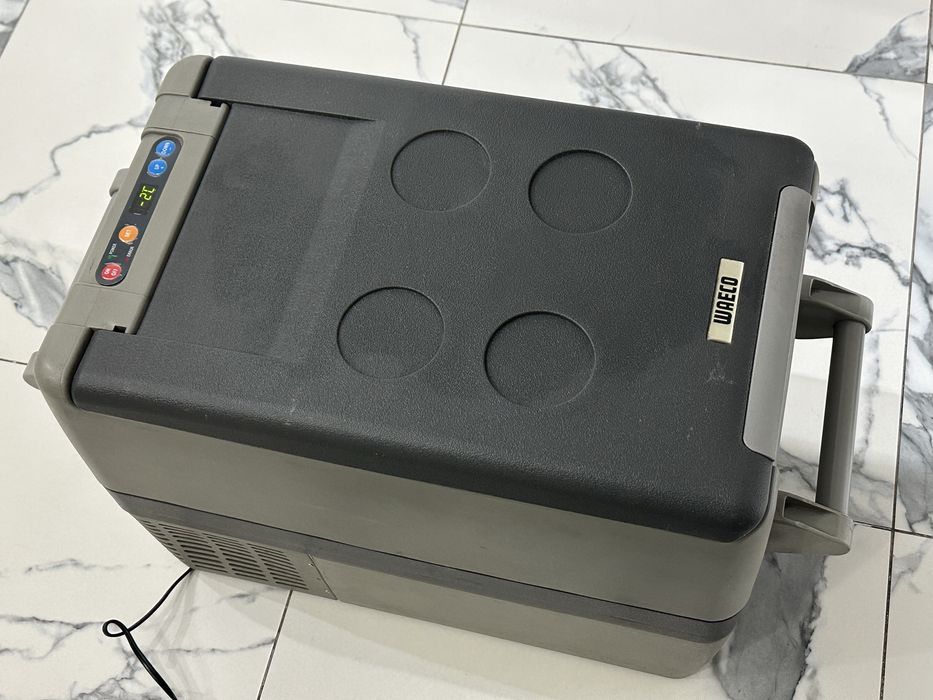 Компресорний холодильник Waeco CoolFreeze CF-40