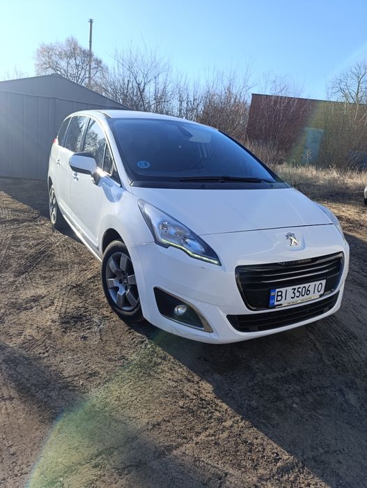 Продам peugeot 5008  2015 року