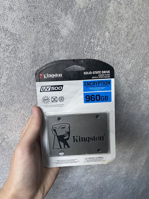 SSD Kingston UV500 960GB 2 240 Olx