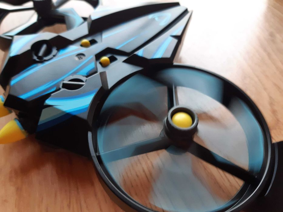 PLAYMOBIL The Movie Robotitron with Drone