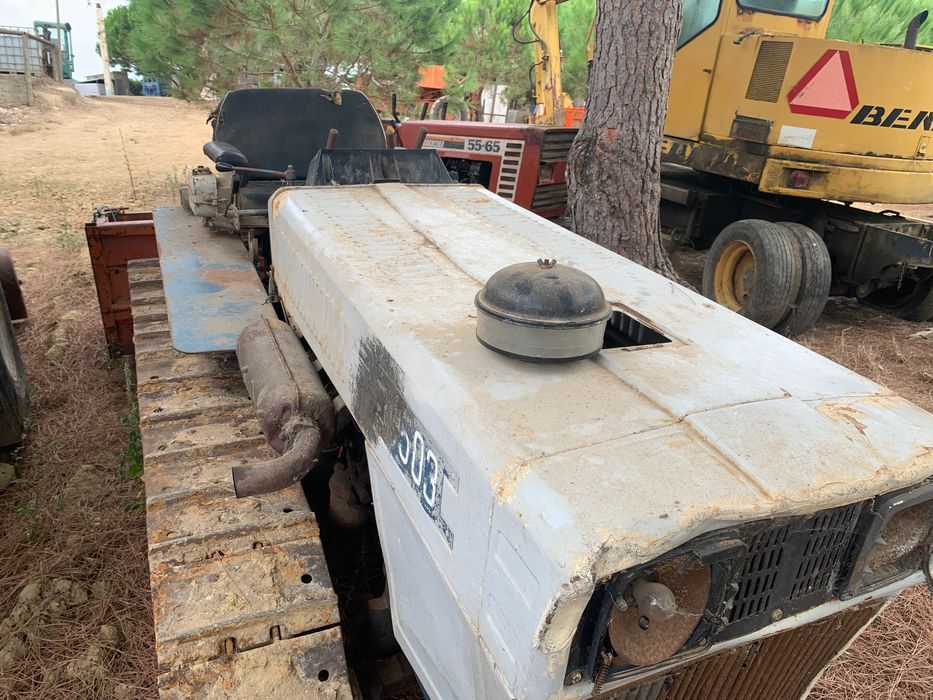 Tractor de rastos Lomborgini mais alfais