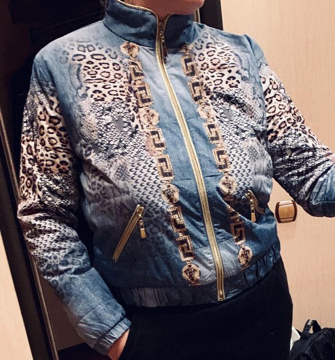 Весенняя куртка женская р.42