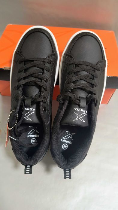 Czarne SNEAKERSY męskie Kinetix – Rozmiar 38 – NOWE w pudełku!
