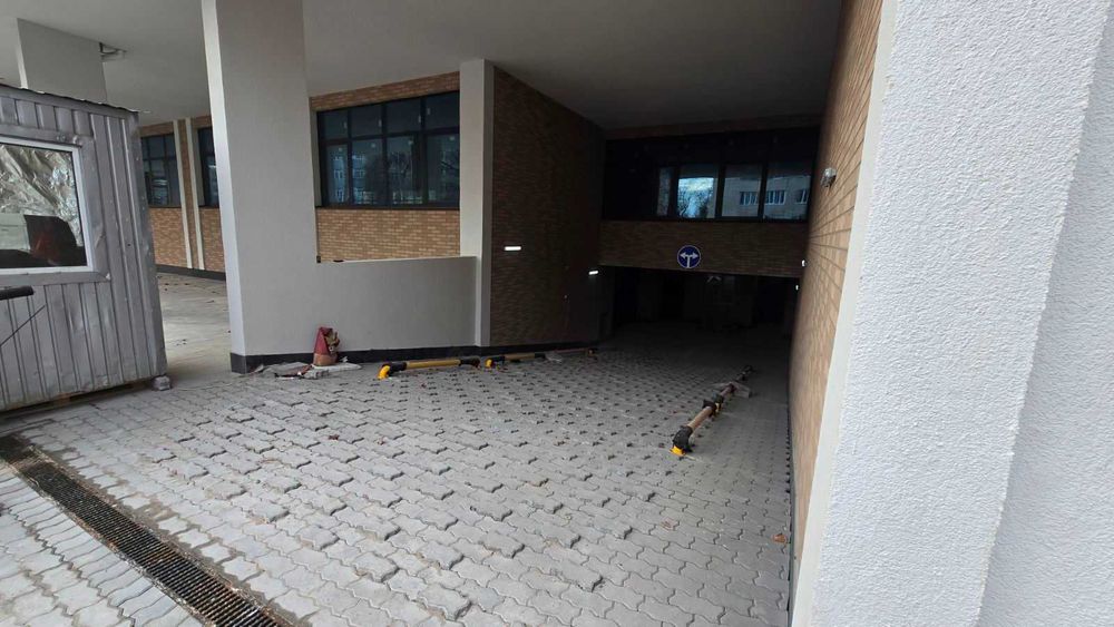 Продам паркінг! м. Васильківська! ЖК Голосіївський! Без %! Підземний!